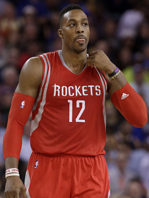 AC米兰在意大利杯1／8决赛中0-1不敌拉齐奥，终结13连胜，遭遇赛季首败。（意大利杯1／8决赛，AC米兰0-1不敌拉齐奥，13连胜止步遭遇赛季首败）