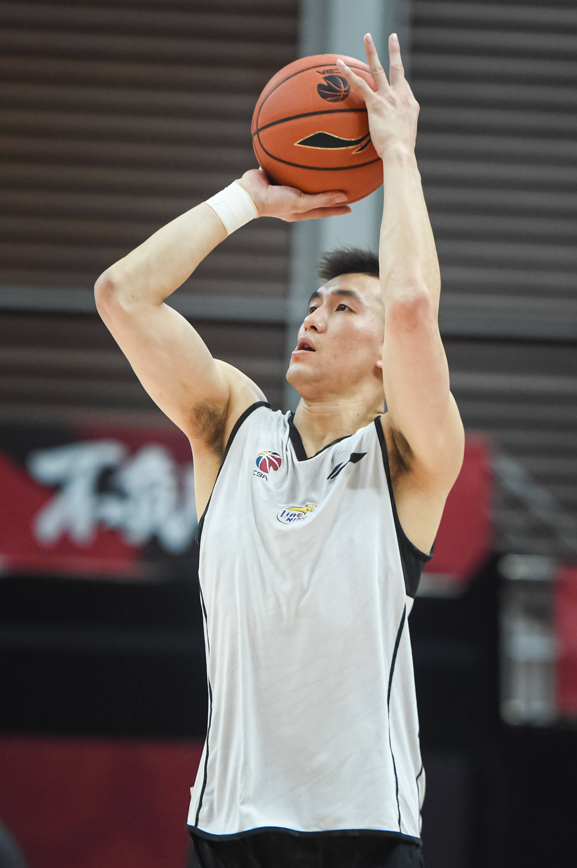 巴尔韦德：阿隆索在药厂已经证明了自己，终将带皇马重返巅峰（巴尔韦德：阿隆索已在勒沃库森证明自己，终会率皇马再登巅峰）