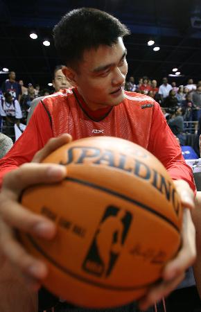 德转列英超不含BIG6球员最贵阵：吉马良斯、托纳利7500万领衔（德转盘点英超非BIG6最贵阵：吉马良斯、托纳利以7500万领衔）