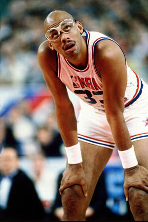 电讯报：为提前适应与减少转会支出，切尔西选择提前买下萨尔（电讯报：为降转会支出并加速适应，切尔西提前签下萨尔）