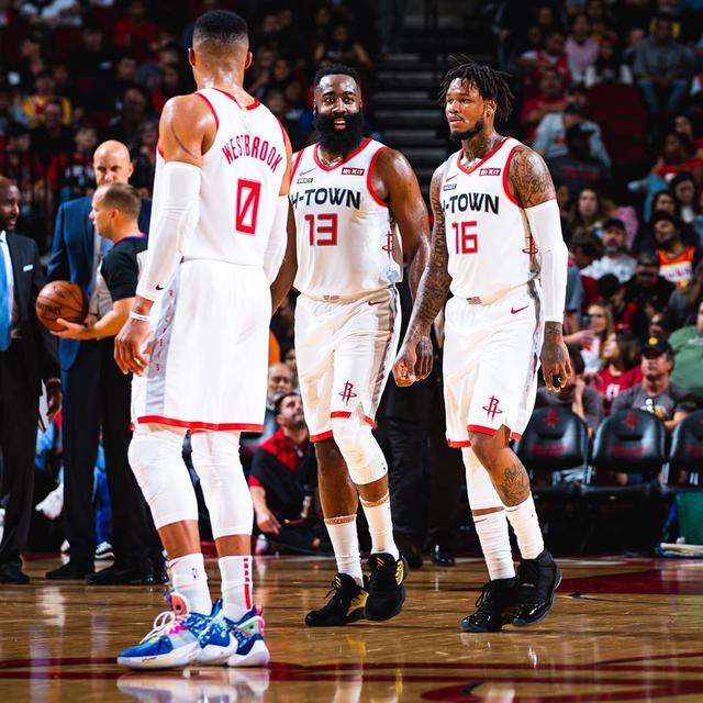 英超前瞻：伯恩利6连败创130年纪录，富勒姆擅踢升班马（英超前瞻：伯恩利六连败创130年新纪录，富勒姆堪称升班马杀手）