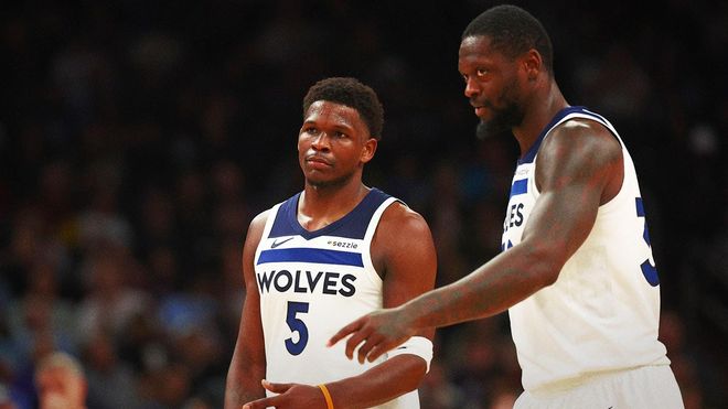 创生涯新高！新秀沃尔夫5记三分砍下22分4板4助（生涯新高！新秀沃尔夫命中5记三分，贡献22分4篮板4助攻）